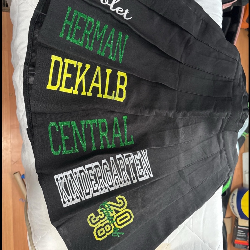 Custom Grad Set - Picture 5 of 6